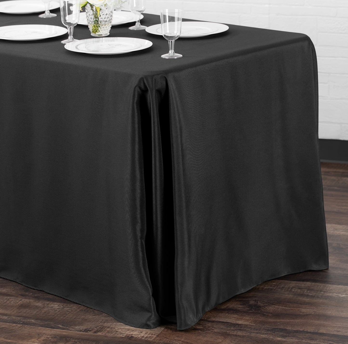 Premium Table Linen Rentals | 132 inch Round Black